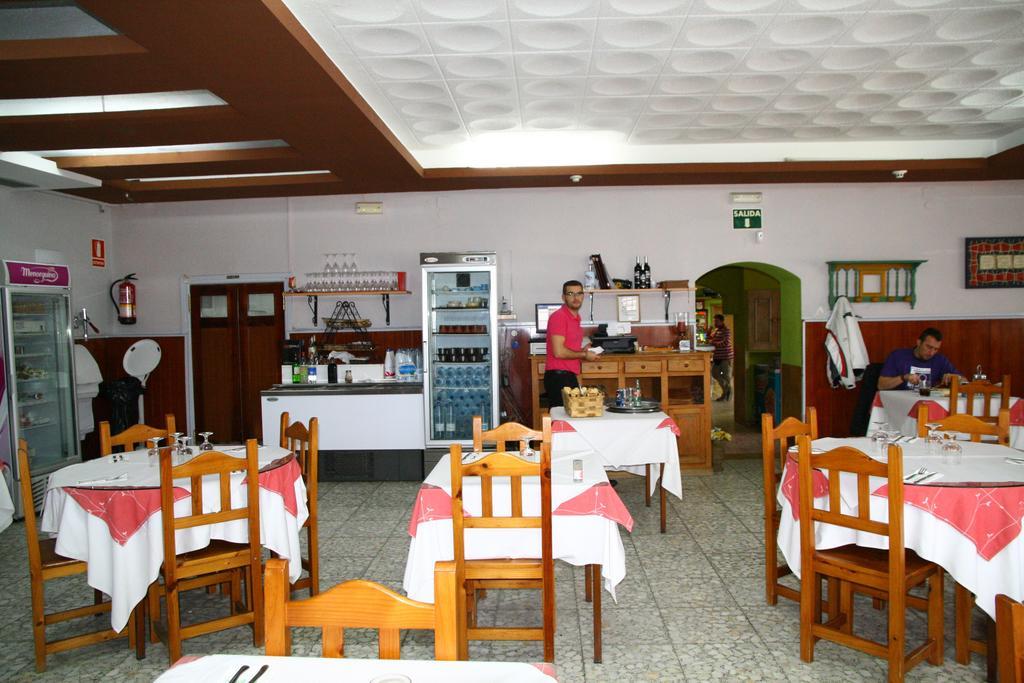 فندق Hostal Asturias Jarilla المظهر الخارجي الصورة